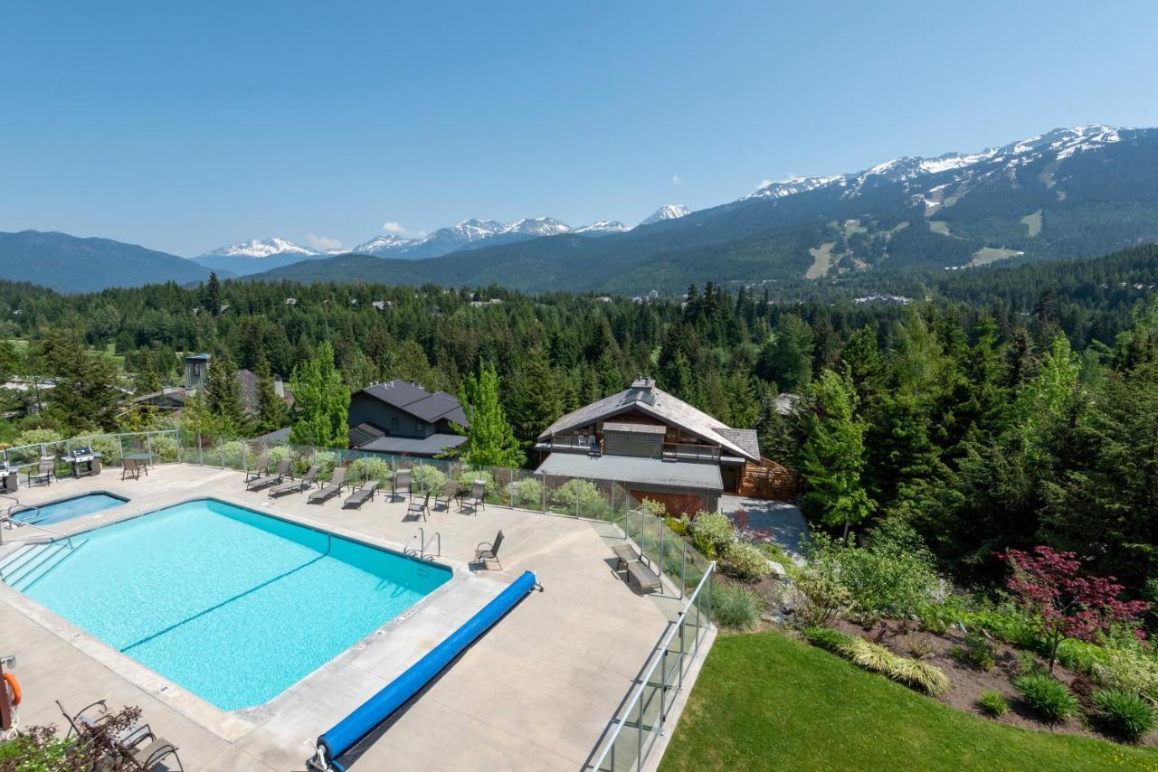 The Ironwood On Blueberry Hill Apartment Whistler Luaran gambar