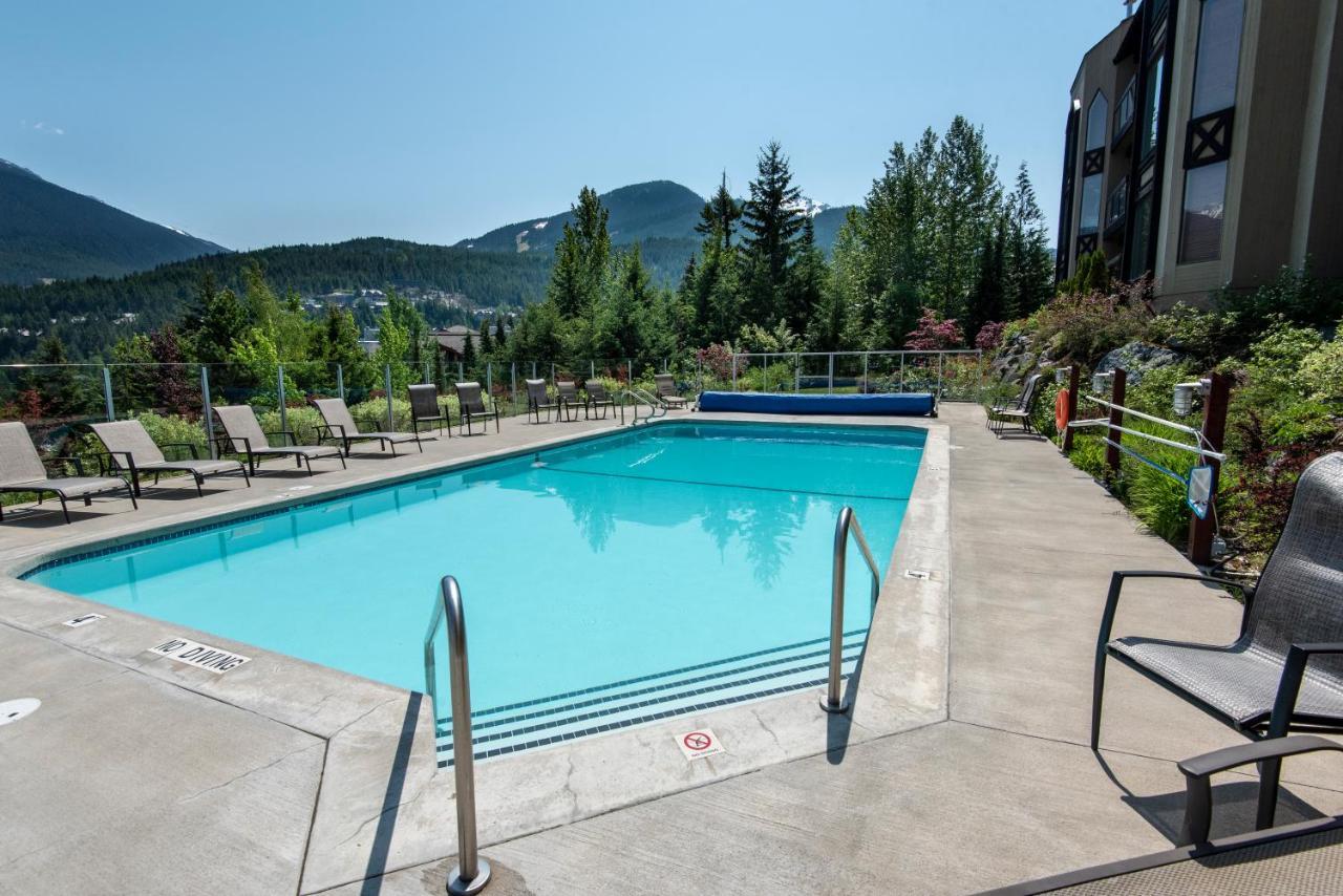 The Ironwood On Blueberry Hill Apartment Whistler Luaran gambar