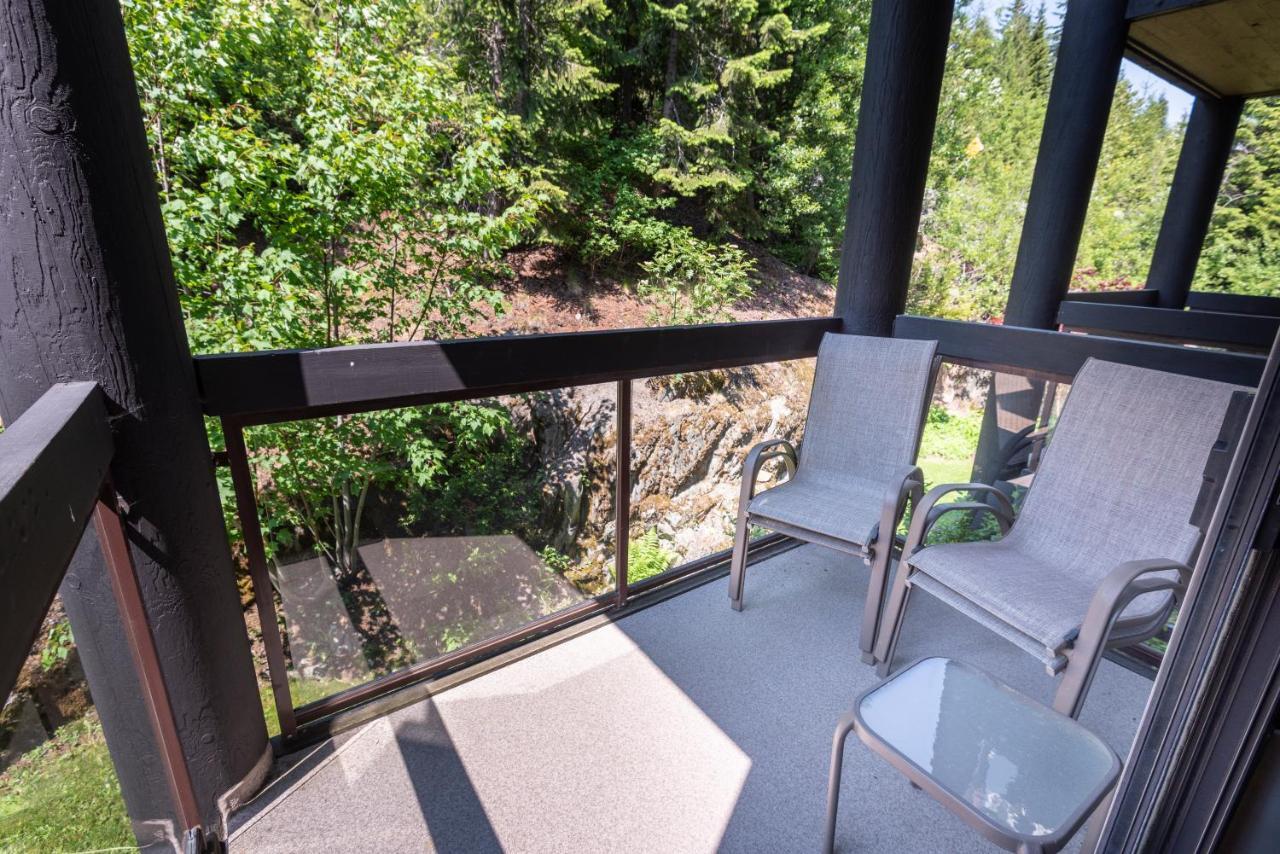 The Ironwood On Blueberry Hill Apartment Whistler Luaran gambar