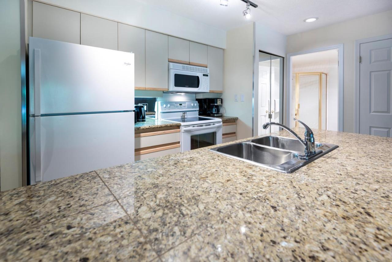 The Ironwood On Blueberry Hill Apartment Whistler Luaran gambar