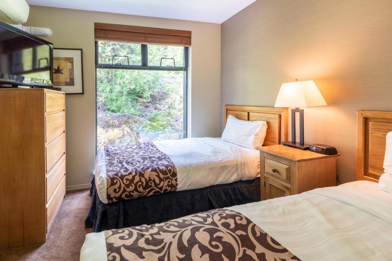 The Ironwood On Blueberry Hill Apartment Whistler Luaran gambar
