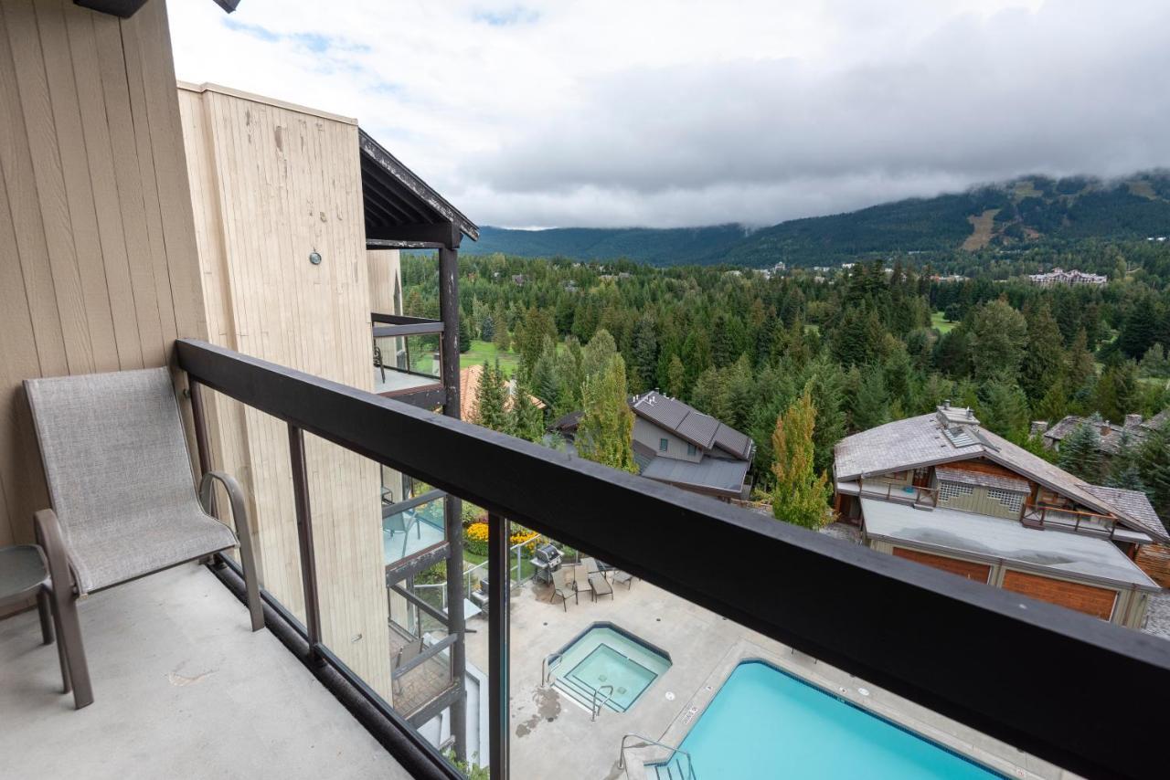 The Ironwood On Blueberry Hill Apartment Whistler Luaran gambar