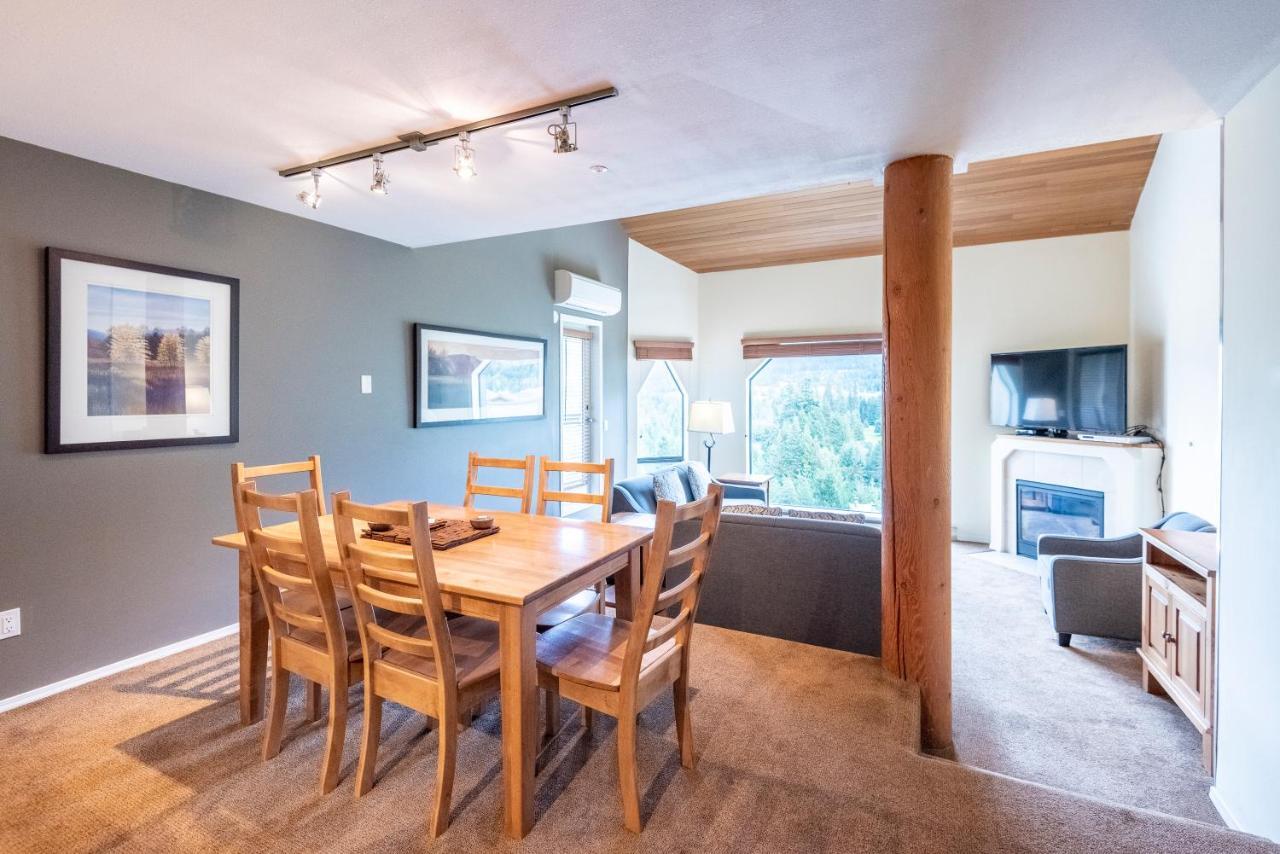 The Ironwood On Blueberry Hill Apartment Whistler Luaran gambar