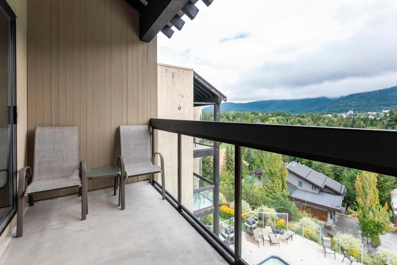 The Ironwood On Blueberry Hill Apartment Whistler Luaran gambar