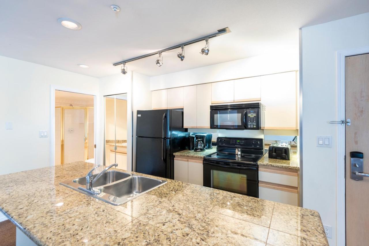 The Ironwood On Blueberry Hill Apartment Whistler Luaran gambar